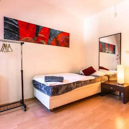 Lovely 4-bedroom Flat In Historical Center With Stunning View Apartmán *